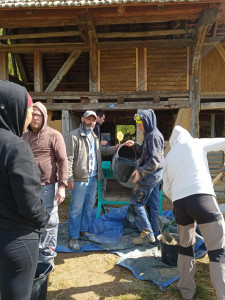 Photo de galerie - Formation professionnelle sur enduits terre écomusée 