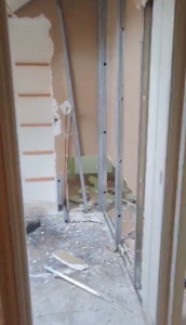 Photo de galerie - Pose des montants placo