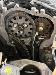 Photo de galerie - TRAVAIL EFFECTUÉ POUR REMPLACER LE KIT DE DISTRIBUTION