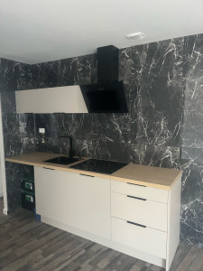 Photo de galerie - Carreleur et installation d’immeuble