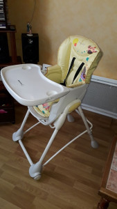 Photo de galerie - Chaise haute bébé