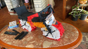 Photo de galerie - Piñata personnalisée en fonction de vos idées dans la mesure du réalisable 