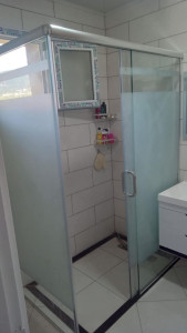 Photo de galerie - Installation cabine de douche 