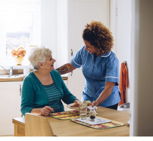 Photo de galerie - Accompagnement dans les actes de la vie quotidienne 