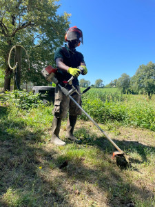 Photo de galerie - Débroussaillage au sud de la France aveyron 