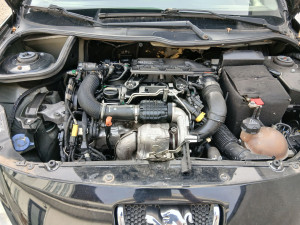 Photo de galerie - Vidange complète effectuée sur Peugeot 206+