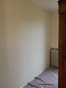 Photo de galerie - Poncage bandes plus impression plus deux couche de finition dans 4 chambres 