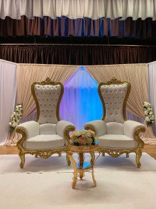 Photo de galerie - Chaise haute (Evènementiel)