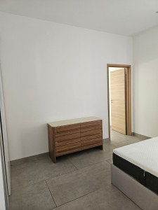 Photo de galerie - Montage de meuble et peinture 