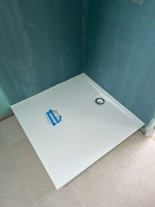 Photo de galerie - Pose d’un receveur de douche 