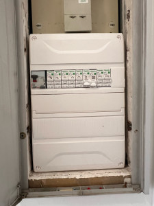 Photo de galerie - Changement de tableau électrique et mise au normes