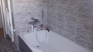 Photo de galerie - Carrelage, faïence et montage de meubles