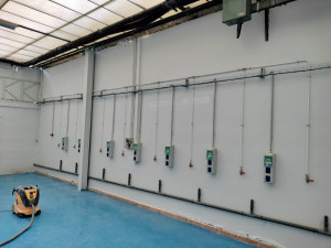 Photo de galerie - Mise en place de tableaux électriques , arrivée d'eau en multicouche avec vanne de fermetures et évacuation d'eau PVC