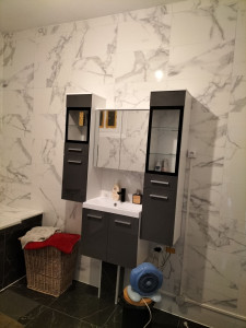 Photo de galerie - Pose meuble salle de bain ,vasque, robinetterie, Led.
