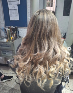 Photo de galerie - Coiffiure balayage