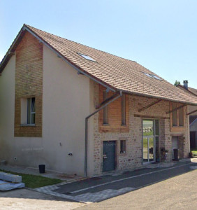 Photo de galerie - Bardage maison à rénover ( avant )