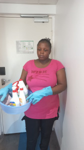 Photo de galerie - Femme de ménage en ligne  Nettoyage