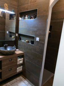 Photo de galerie - Conception d’une salle de bains complète 