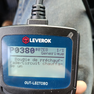 Photo de galerie - Mécanicien auto à domicile Sartrouville pour les petits bricoles plaquettes de frein et disque vidange distribution exetera....