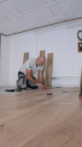 Photo de galerie - Découpe de lames stratifiés