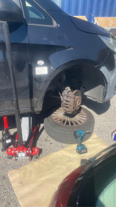 Photo de galerie - Remplacement de plaquettes de frein