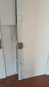 Photo de galerie - Ouverture de porte fermée à double tour, plus changement de serrure, Bricard trident