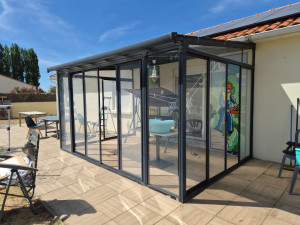 Photo de galerie - Nettoyeur de vitres