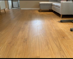 Photo de galerie - Pose de parquet et plaintes en bois 