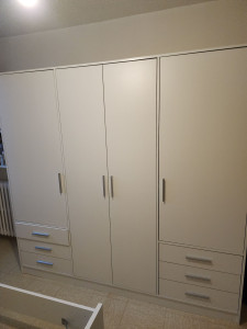 Photo de galerie - Armoire 4 portes 