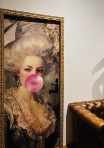 Photo de galerie - Porte trompe l’œil façon cadre 