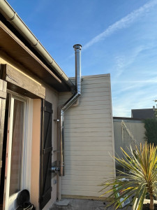 Photo de galerie - Installation d’un conduit extérieur 