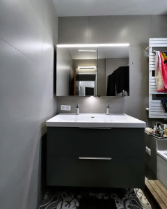 Photo de galerie - Changement meuble vasque et miroir 