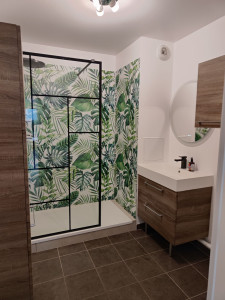 Photo de galerie - Bonjour, je suis disponible pour réaliser vos travaux avec sérieux et professionnalisme. Travail propre et soigné, avec des tarifs adaptés à votre projet. N’hésitez pas à me contacter pour en discuter. Au plaisir !

