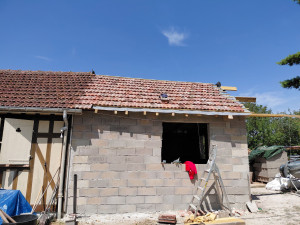 Photo de galerie - Création d'une extension complète avec vide sanitaire avec intérieur salle de bain et chambre 