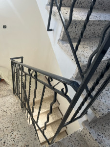 Photo de galerie - Mise en peinture d’un escalier 