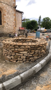 Photo de galerie - Rénovation d’un puits en Pierre 