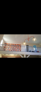 Photo de galerie - Peinture rambarde + pose de papier peint