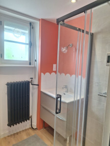 Photo de galerie - Installation de meubles et robinetterie 