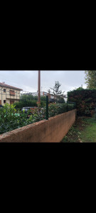 Photo de galerie - Pose de clôture sur un muret 