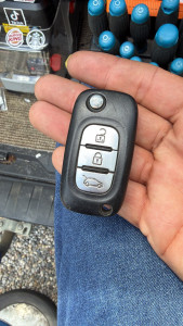 Photo de galerie - Double de clé voiture 
diagnostic auto 
programmation Fap adblue 