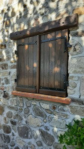Photo de galerie - Vos volets comme neuf après restauration. 