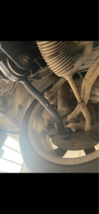 Photo de galerie - Remplacement d’un bras de suspension sur train avant