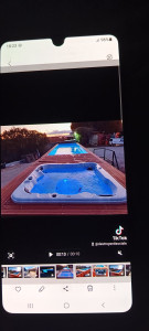 Photo de galerie - Création d'une piscine de 12mx2,38m au total ; jacuzzi 6 places , plage bois rouge de 2m env , bassin de 7,20m , vitre latéral de 3mx0,80 , ligne d'eau 1,20m 