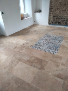 Photo de galerie - Pose travertin