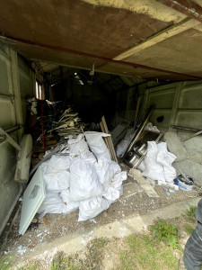 Photo de galerie - Avant de débarrasser le garage 