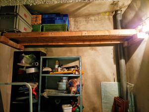 Photo de galerie - Fabrication d'une grande étagère bois pour garage.