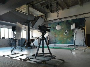 Photo de galerie - Réalisation d'une installation électrique d'un studio professionnel avec loft habitable de 400 m2 conforme aux normes industrielles en vigueur