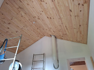 Photo de galerie - Lambris plafond finition champ plat 