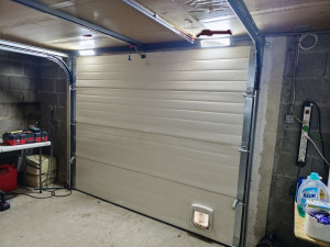 Photo de galerie - Installation éclairage projecteur led dans un garage 