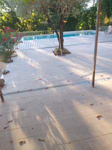 Photo de galerie - Pose  de carrelage imitation parquet 
